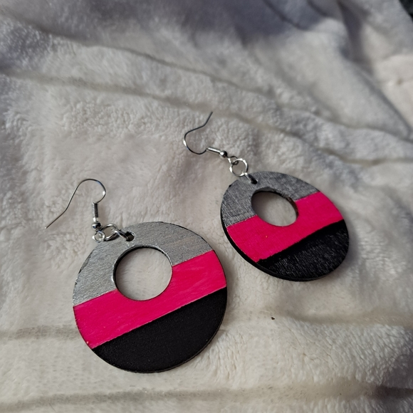 Handmade Earrings - Picture 2 of 5